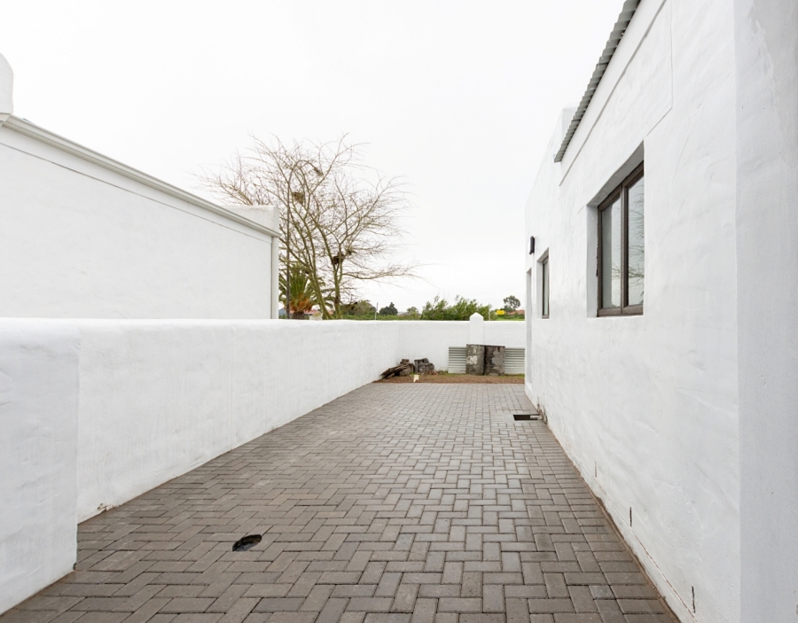 2 Bedroom Property for Sale in Laaiplek Western Cape